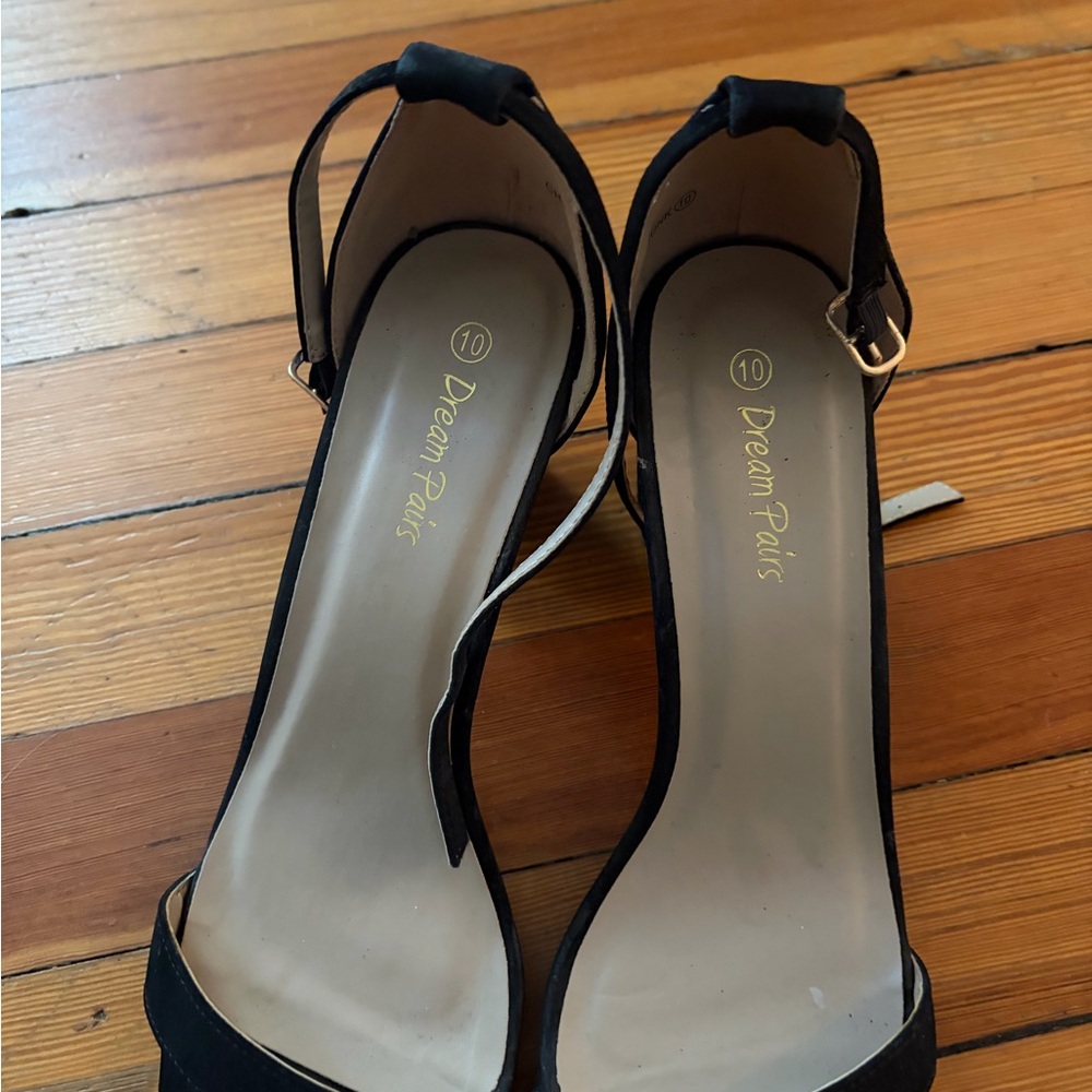 Dream Pairs Black Open-Toe Ankle Strap Heels